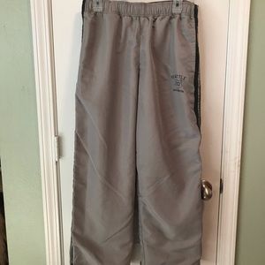Old Navy Men’s windpants medium